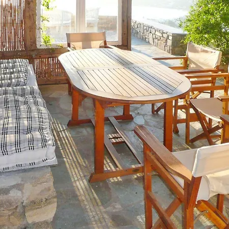 Dom wakacyjny Charming House In Paros, 90 M² With Shared Pool Páros