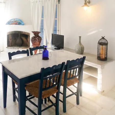Charming House In Paros, 90 M² With Shared Pool Parikia (Paros)